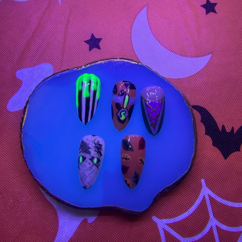 Custom press ons - Picture 12 of 16